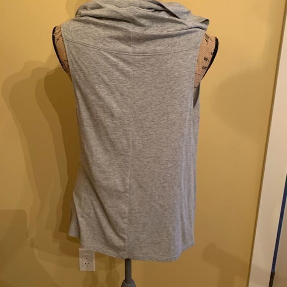Milk& honey Tank top with belt grey size M - Picture 3 of 5